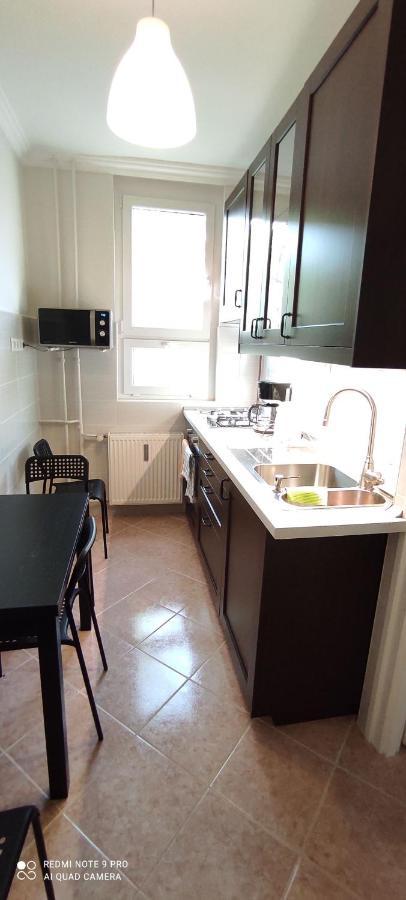 Heidi Apartman Segedyn Zewnętrze zdjęcie