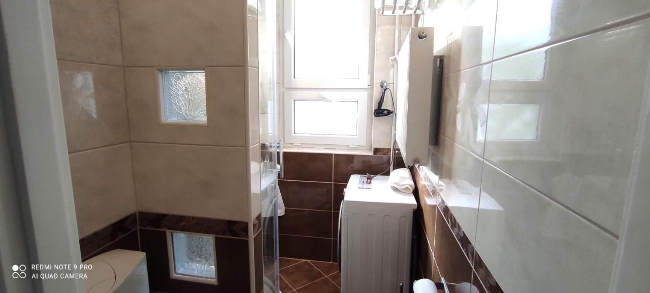 Heidi Apartman Segedyn Zewnętrze zdjęcie